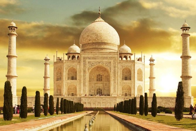 Overnight Agra Tour 2 days - Day 1: Agra Fort, Mehtab Bagh, and Itmad-ud-Daula