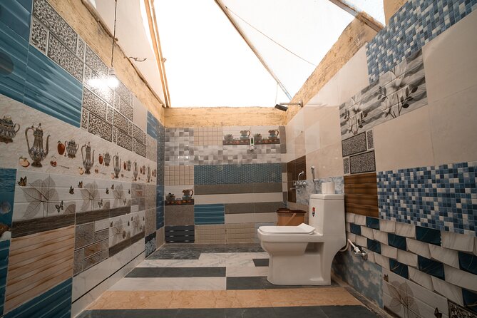 Overnight Stay in a luxury Camp with a cultural show & dinner. - Price and value for around $120: what you really get