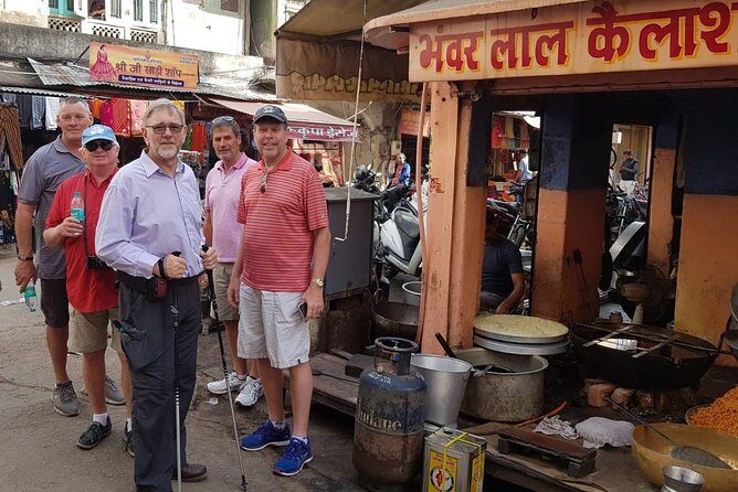 Pink City Plates: Food Walk Through Jaipur’s unique Eateries - The walking route: from cinema to chai to the spice lane