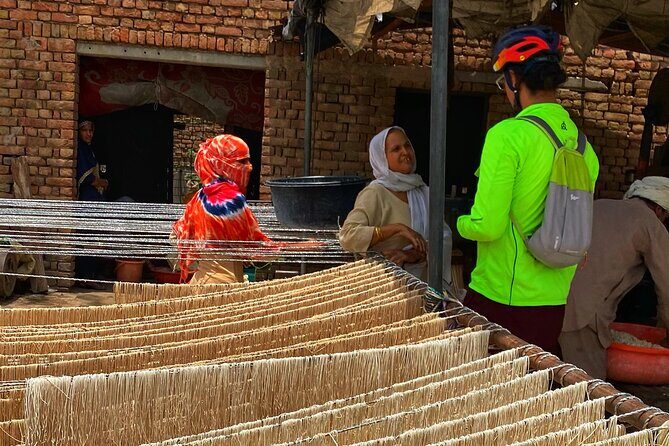 Premium Delhi Aravalli Organic Cycle Tour - A glimpse of Real and Rural India - The organic farm lunch that turns the day meaningful