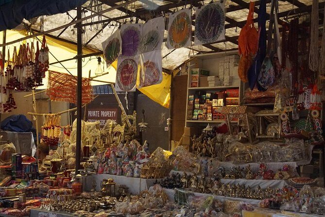 Private 6 Hours: Jaipur Temples Tour - Private Guide: Turning Stops Into Real Understanding