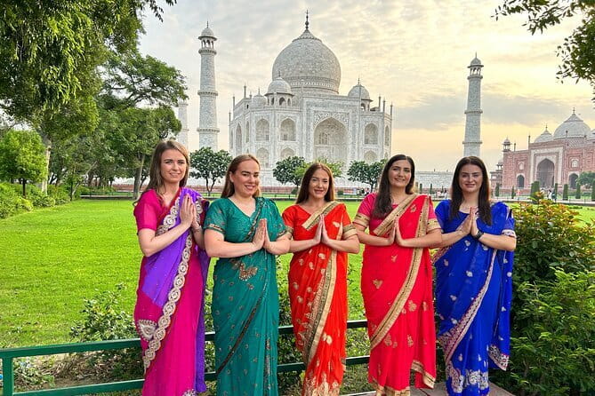 Private Agra Day Trip by Express Train -Taj Mahal & 5-Star Lunch - Gatimaan Express logistics: pickup, timing, and the chair-car reality