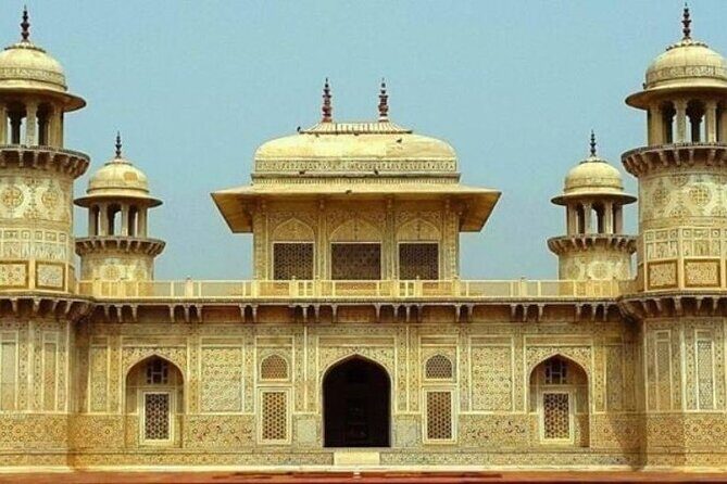 Private Agra Tour - Taj Mahal, Agra Fort & Baby Taj (Daytrip from Delhi) - The guide and driver: how the people make the day worth it