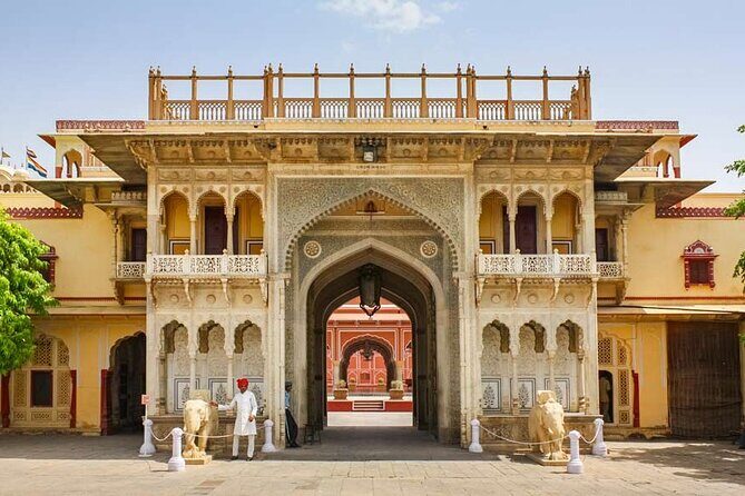 Private Amer Fort and Jaipur City Tour from Delhi By Car - City Palace: Museums Right Inside the Old City