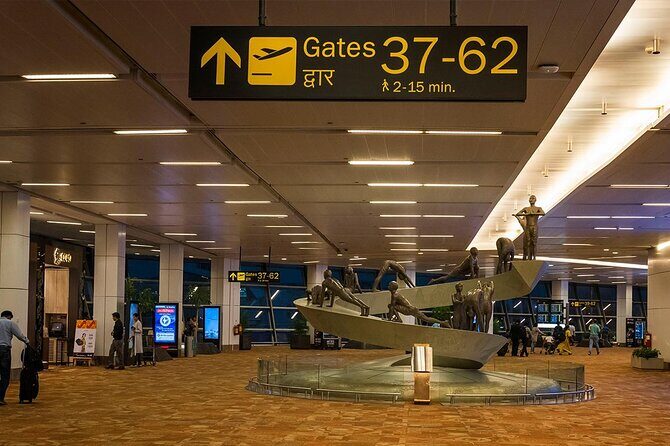 Private Arrivals From New Delhi Airport - Why This Private Arrival Transfer Beats Delhi Taxi Chaos