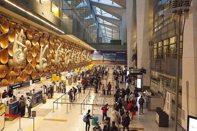 Private Arrivals From New Delhi Airport - The Air-Conditioned Ride to Your Hotel (and What You Get During It)