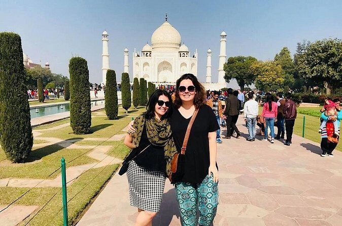 Private Car from Delhi to Taj Mahal with Driver and Local Guide - Marble artisans, bazaars, and shopping without losing the plot