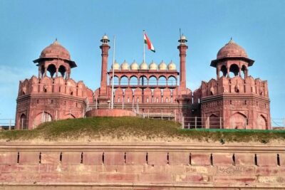 Private City Tour of New Delhi and Old Delhi - Humayun’s Tomb: Mughal Mourning Built by Empress Biga Begum