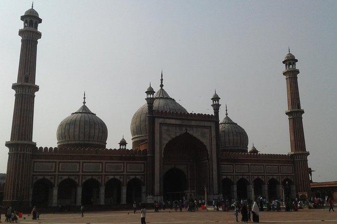 Private City Tour of New Delhi and Old Delhi - Lotus Temple: A Baháʼí House of Worship Made for Calm