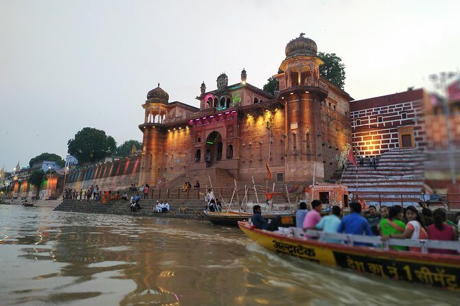 Private Day Tour in Varanasi - A Dawn Boat Ride Plus Ganga Aarti in One Day
