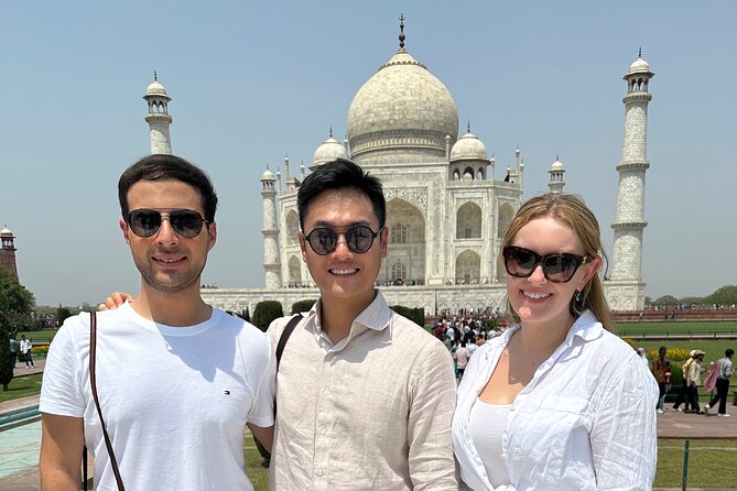 Private Day Tour to Taj Mahal and Agra fort from Delhi - Door-to-door Agra: the stress-free start you actually want
