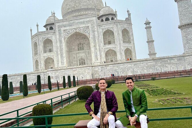 Private Day Trip from Jaipur Taj Mahal and Fathepur Sikri - Agra Fort and Mehtab Bagh: two ways to see the same city