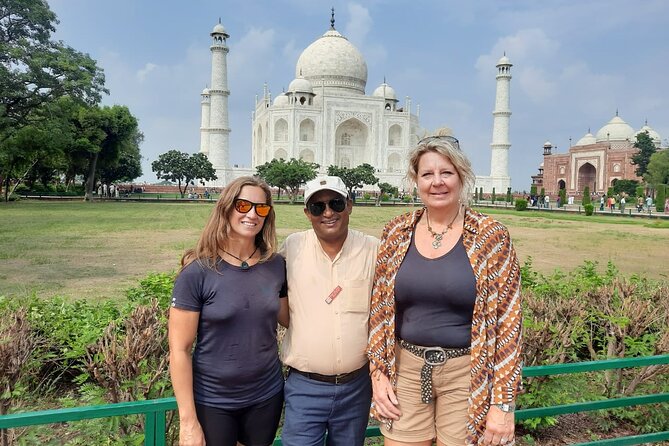Private Day Trip to Agra with a Sunrise view of Taj Mahal - How the private setup changes the whole day