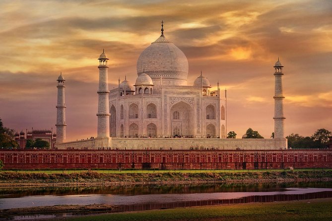 Private Day trip to Agra with Taj Mahal,Fort and lunch at 5 Star - A Great Day Trip Formula: Transport + Guide + Time on Site