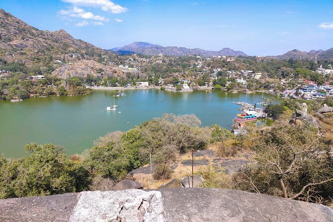 Private Day Trip to Mount Abu from Udaipur by Car - Nakki Lake stroll and optional boat ride