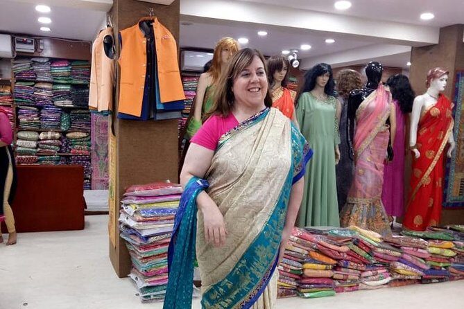 Private Delhi Shopping Tour with Female Expert - The flow of your shopping day (and why it works)