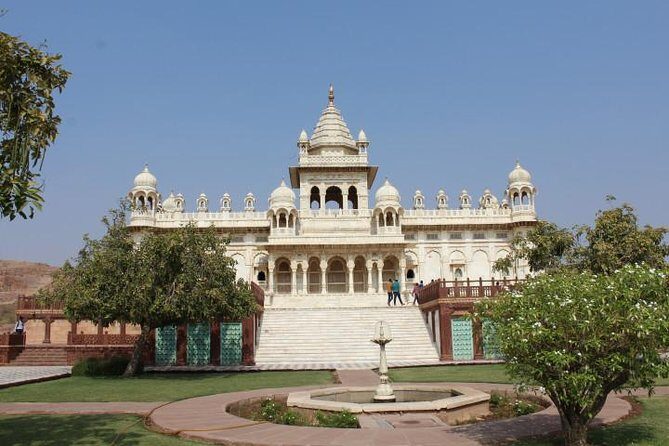 Private Full Day City Tour of Jodhpur - Private Guide Power: Ask Better Questions, See More Meaning