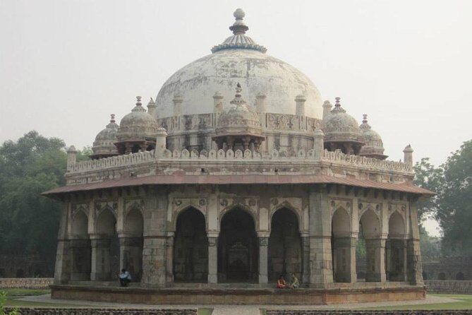 Private Full Day Guided Tour of Delhi and Old Delhi - Jama Masjid: the largest mosque in India, with a guide to make it make sense