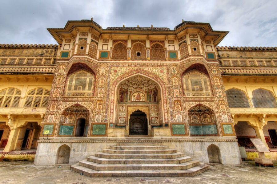 Private Full-Day Jaipur City Tour with Hotel Pick-Up & Drop - Panna Meena ka Kund and Jal Mahal: short stops for serious photos
