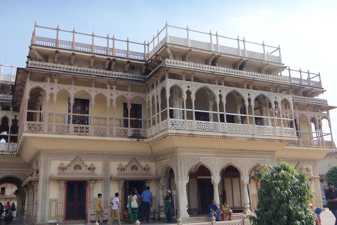 Private Full Day Jaipur Sightseeing With Tickets - Amber Palace (Amber Fort): the big statement piece