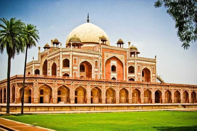 Private Full-Day Old Delhi and New Delhi City Tour - Old Delhi to New Delhi in one day: what this route actually gives you