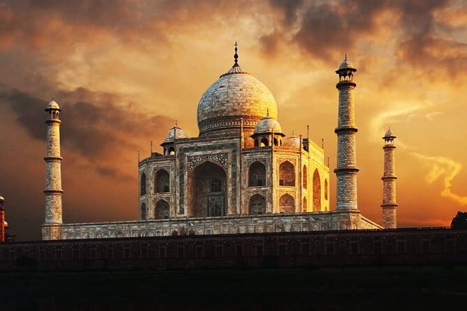 Private Full Day Tour of Taj Mahal Agra Fort & Baby Taj from Agra - Timing, traffic, and the reality of an eight-hour day