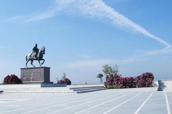 Private Full Day Udaipur Sightseeing Tour without Guide - Sajjangarh Monsoon Palace: The View Stop That Costs Extra