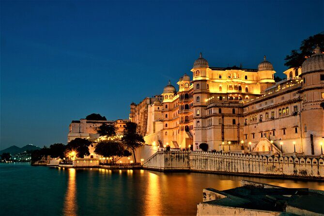 Private Full Day Udaipur Sightseeing Tour without Guide - City Palace: Spend 3 Hours Wisely at Mewar’s Power Center