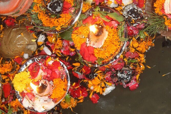 Private Full Day Varanasi Experience - Ganga Aarti at Dasashwamedh Ghat: rooftop seats and real ritual focus