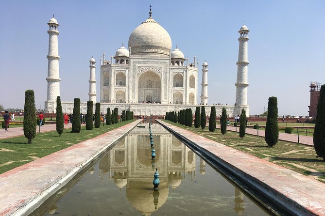Private Golden Triangle 4 Day Tour from New Delhi - Day 1 in New Delhi: Mosques, Memorials, and Mughal Gardens