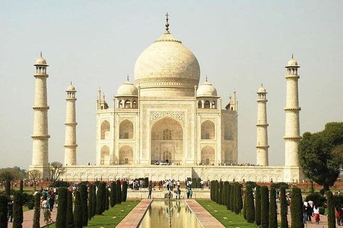 Private Golden Triangle Tour 5 Nights/6 Days - All Inclusive - Day 4: Taj Mahal day plus Fatehpur Sikri and a stop toward Jaipur