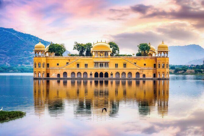 Private Guided Jaipur Tour: Amber Fort,City Palace, Water Palace - Private Jaipur, 8 Hours, and a Route That Makes Sense