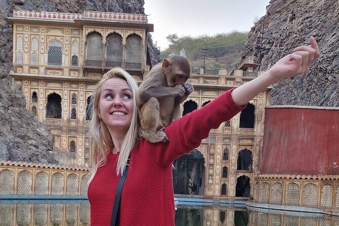 Private Jaipur Half-Day: Amber Fort, Stepwell, Jal Mahal & Gaitor - Hawa Mahal, Jantar Mantar, and City Palace: the major-city finish