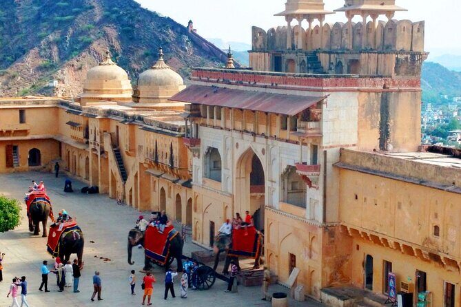 Private Jaipur sightseeing Tour by Car - All Inclusive - Car-only vs admission-inclusive: what value really means here