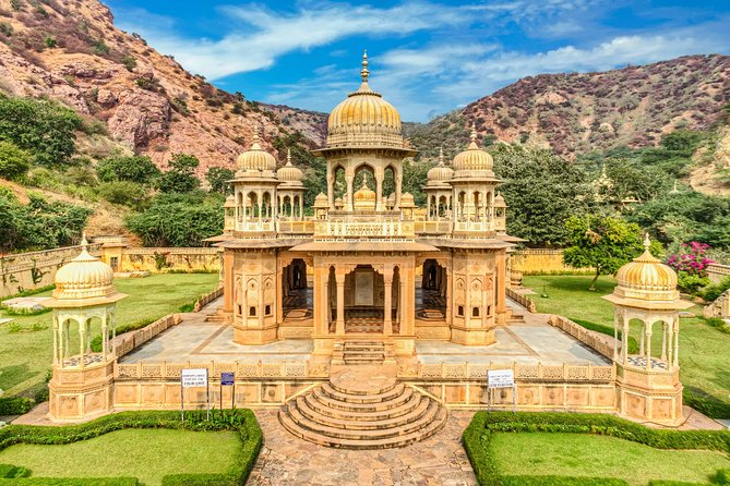 Private Jaipur Sightseeing Tour by Tuk-Tuk - Jantar Mantar: UNESCO sky math across from the palace gates