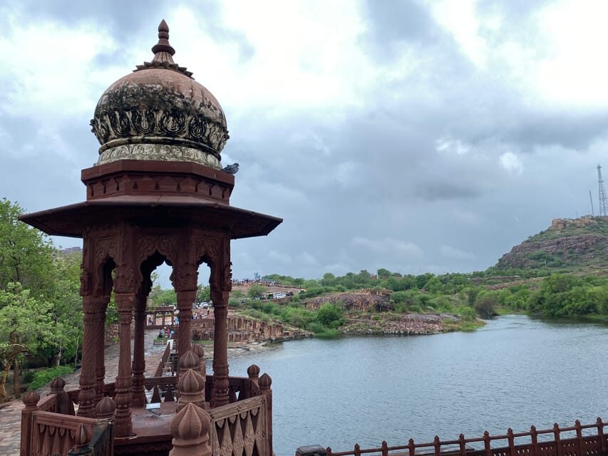 Private Jodhpur Blue City Tour with Hotel Pickup and Dropoff - Toorji Ka Jhalra Stepwell: A Quick Stop That Changes Your Perspective