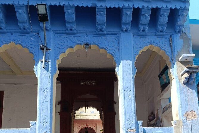 Private Jodhpur Blue City Walking Tour with Guide - Stop 5: Ranisar and Padamsar Lakes behind Mehrangarh Fort