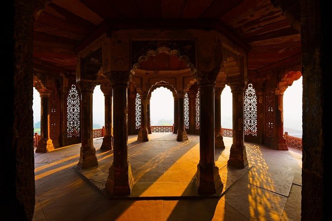 Private Luxury Delhi, Agra, Jaipur & Varanasi from Delhi - 5 Nights 6 Days Tour - Day 1 in Delhi: Qutub Minar, Humayun’s Tomb, Lotus Temple, and Rajpath Photo Stops