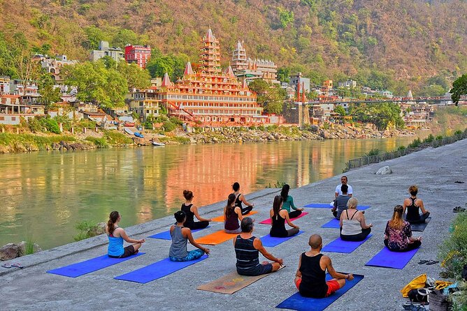 Private Overnight Haridwar & Rishikesh Tour with 4 Star Hotel - Day 1 in Haridwar: temples first, then check-in and river energy