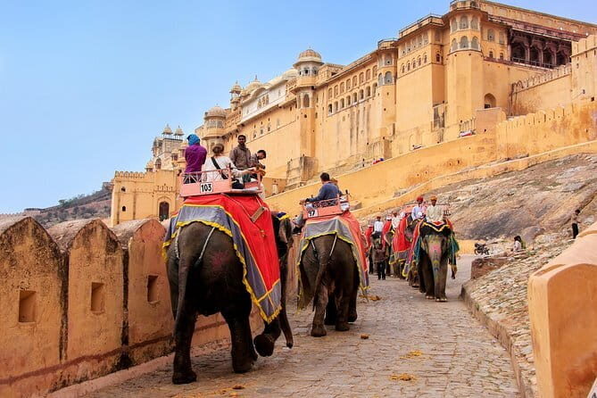 Private Overnight Jaipur City Tour from Delhi - Day 2: City Palace, Jantar Mantar, and the Jaipur icons