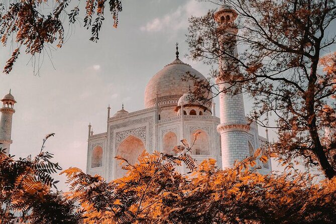 Private Same Day Tour To Taj Mahal From Delhi By Car - The art and craft stop: how to treat it like a bonus, not a trap