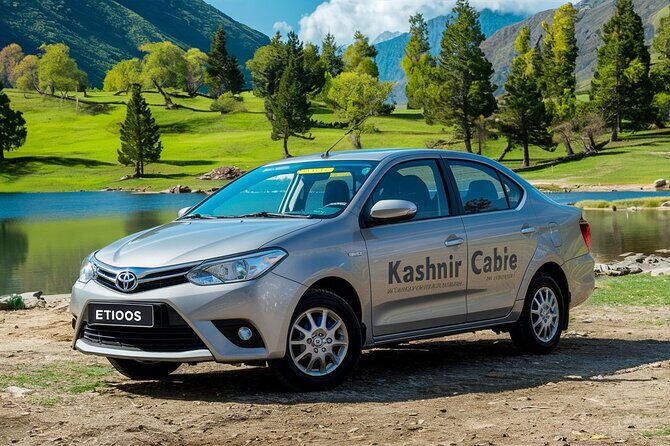 Private Sedan Cab to and from Srinagar Airport and Dal Lake - The real win: private airport transfers that don’t add stress