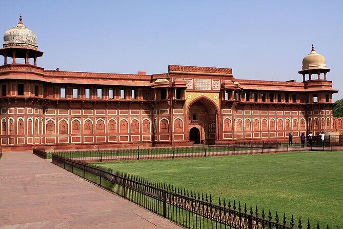 Private Skip the line Taj Mahal Sunrise Trip From Delhi By Car (All Inclusive) - Agra Fort and Itimad-ud-Daula: why the add-ons feel worth it