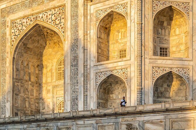 Private Sunrise Taj Mahal & Agra Day Tour from Delhi - Getting to the Taj Mahal at sunrise: timing, access, and photo advantage