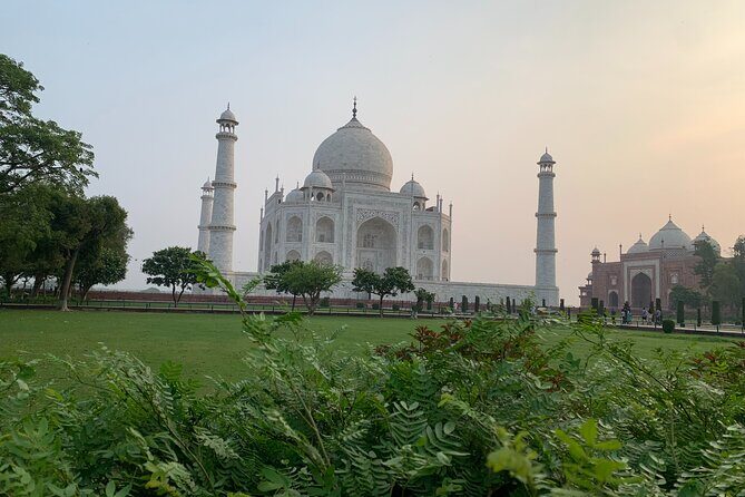 Private Sunrise Taj Mahal and Agra Fort Tour From Delhi To Agra- by AC Car - How this private sunrise tour works (and why the early start matters)
