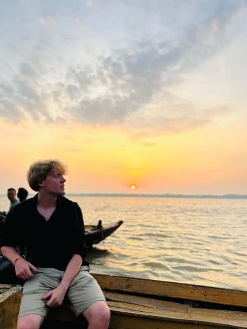 Private Sunset Boat Ride and Ganga Aarti with Reserved Seat - Kathwala (Nepali Temple): A Peaceful Detour That Adds Meaning