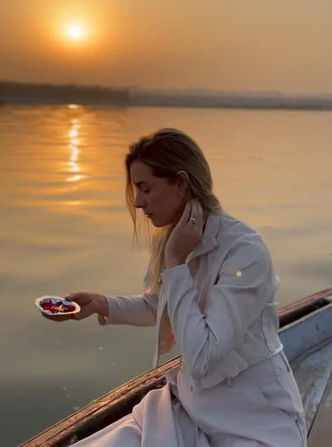 Private Sunset Boat Ride and Ganga Aarti with Reserved Seat - Starting at Shree Ganesha Palace and Warming Up the Evening
