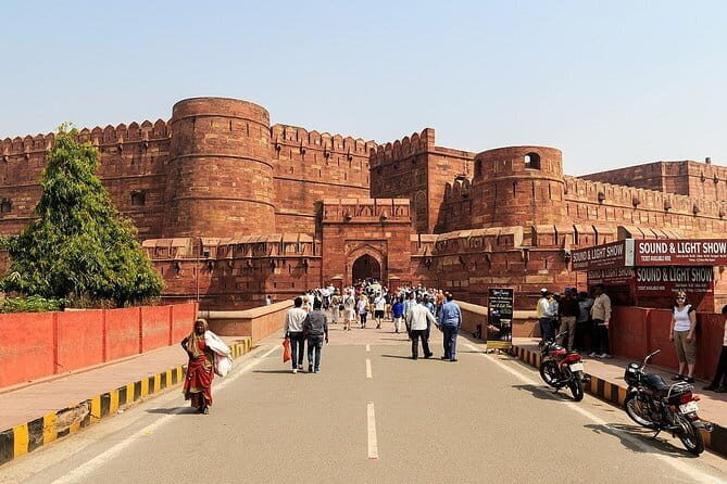 Private Taj Mahal & Agra Fort Guided Tour from Delhi - Taj Mahal: How to Make the Most of About 3 Hours