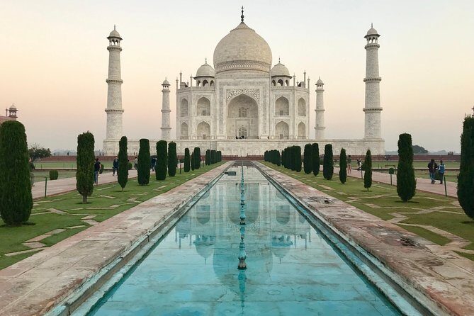 Private Taj Mahal & Agra Fort Tour, Dine with a View - Agra Fort walk: Diwan-I-Am, Diwan-I-Khas, and the Mughal blend