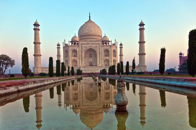 Private Taj Mahal & Agra Fort Tour from Delhi by Car - Taj Mahal with a guide: what to watch for beyond the postcard